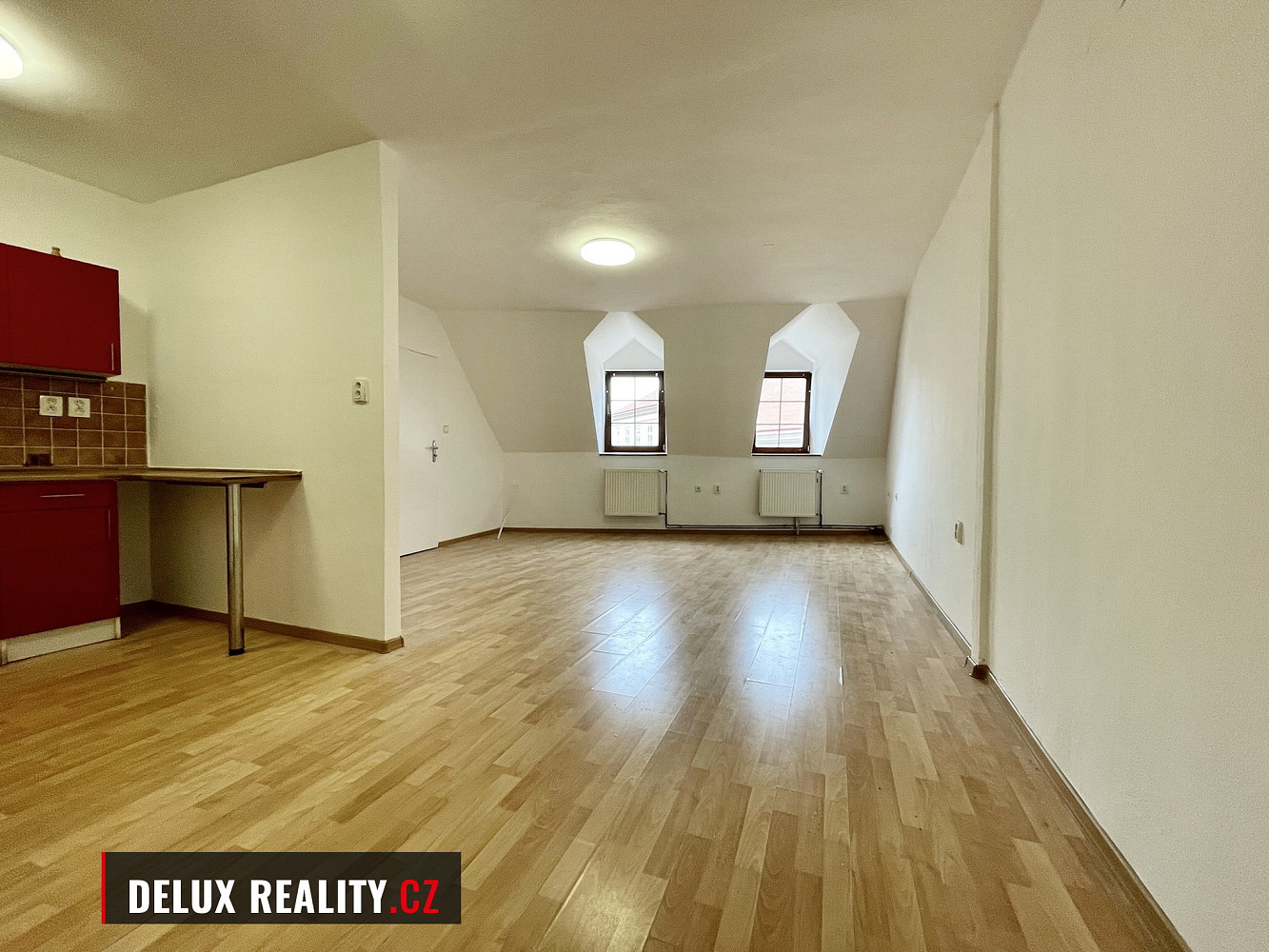 Pronájem bytu 1+kk 32 m²