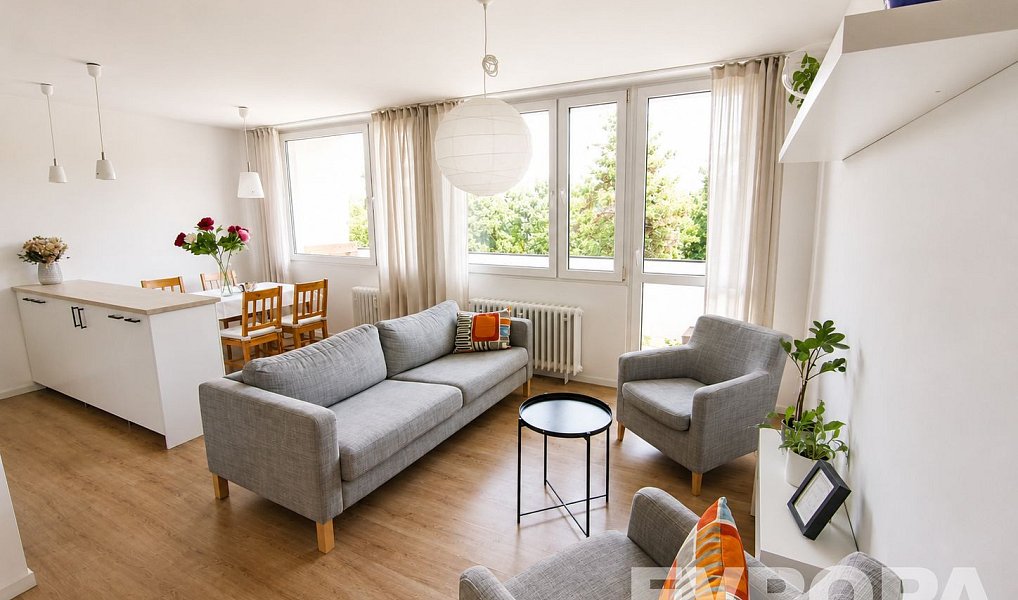 Prodej bytu 3+kk 66 m², Praha – fotka 1 z 16