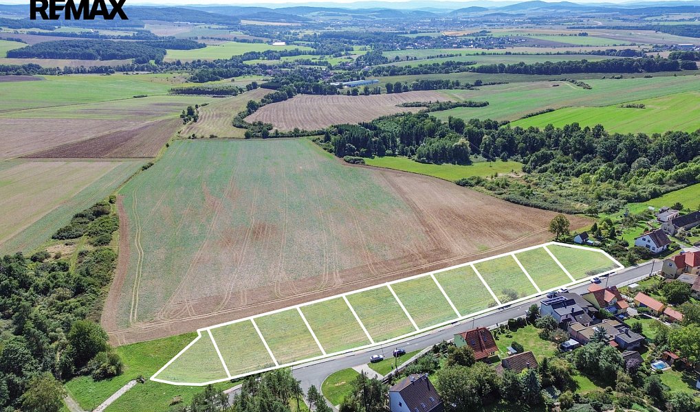 Prodej stavebního pozemku 732 m², Chlumčany – náhled fotky 2