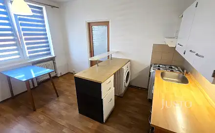 Pronájem bytu 1+1 42 m², nábřeží 1. máje, Písek - Budějovické Předměstí