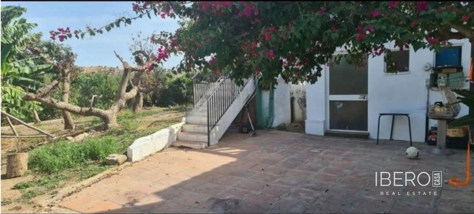 Prodej domu 299 m² s pozemkem 10 000 m²
