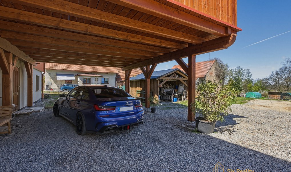 Prodej domu 261 m² s pozemkem 800 m², Zavidov – náhled fotky 2