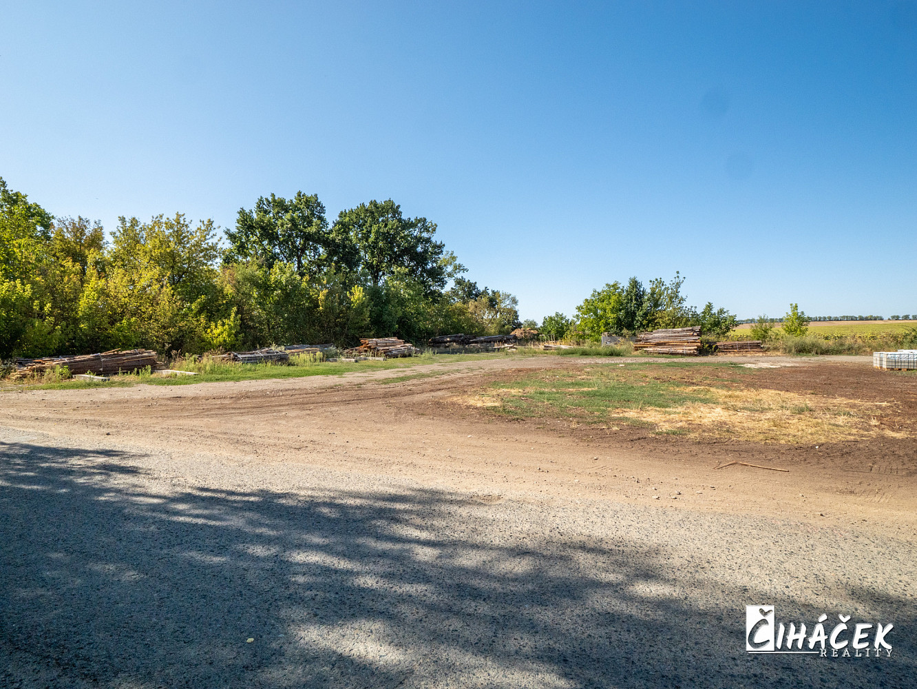 Prodej komerčního pozemku 2 843 m² – fotografie 4