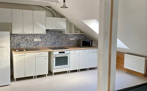 Pronájem bytu 2+kk 63 m², Masarykovo náměstí, Kojetín - Kojetín I-Město, okres Přerov