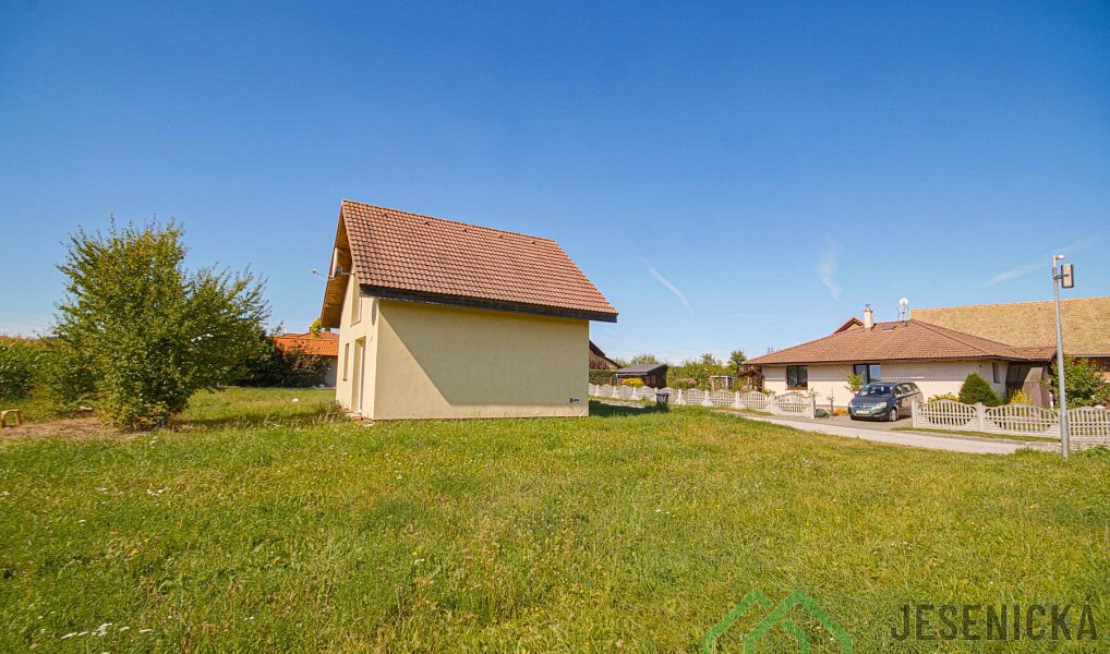 Prodej domu 98 m² s pozemkem 752 m², Trnov – náhled fotky 5