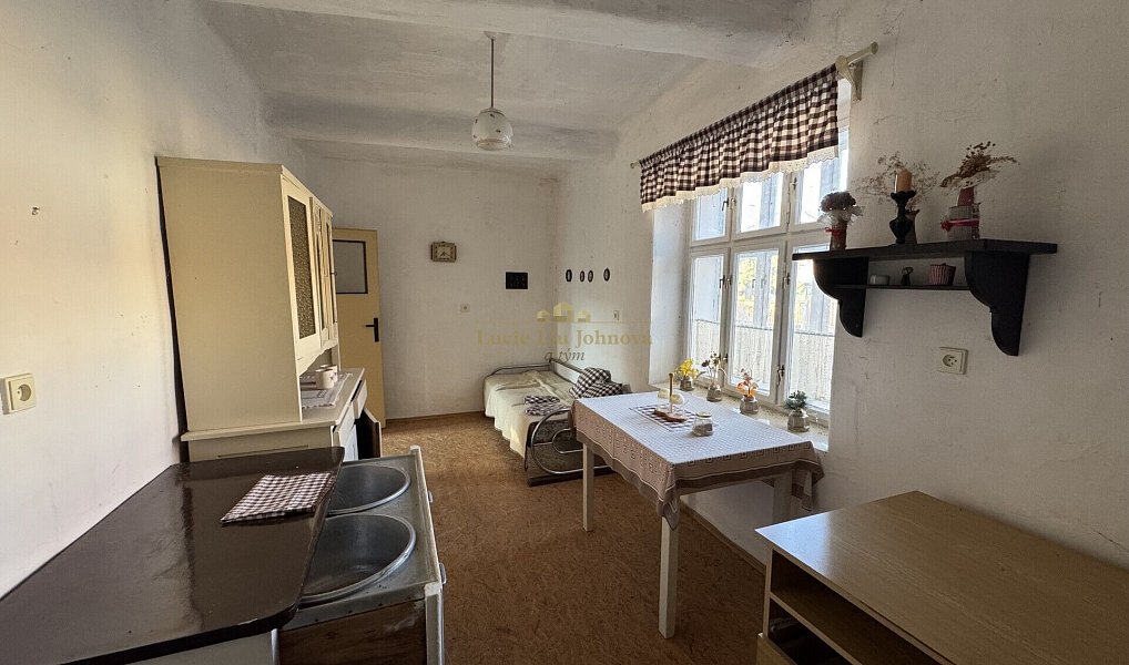 Prodej domu 70 m² s pozemkem 404 m², Běrunice – náhled fotky 3