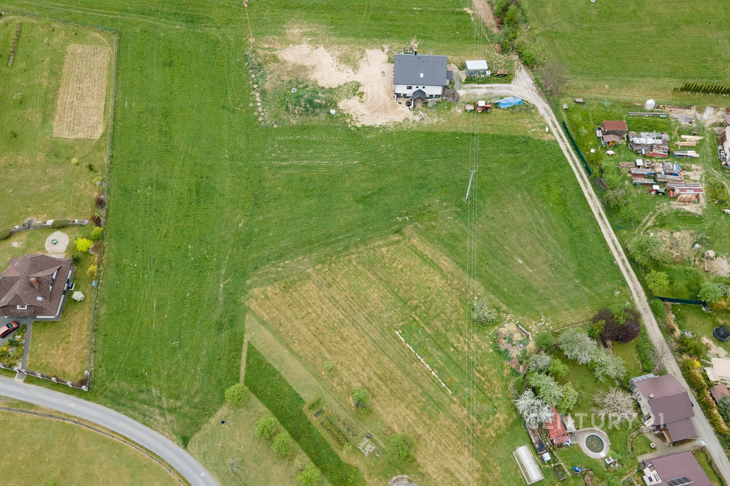 Prodej stavebního pozemku 1 266 m² – fotografie 3