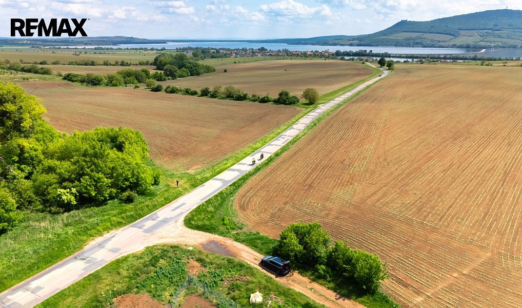 Prodej komerčního pozemku 72 617 m², Pouzdřany – náhled fotky 6