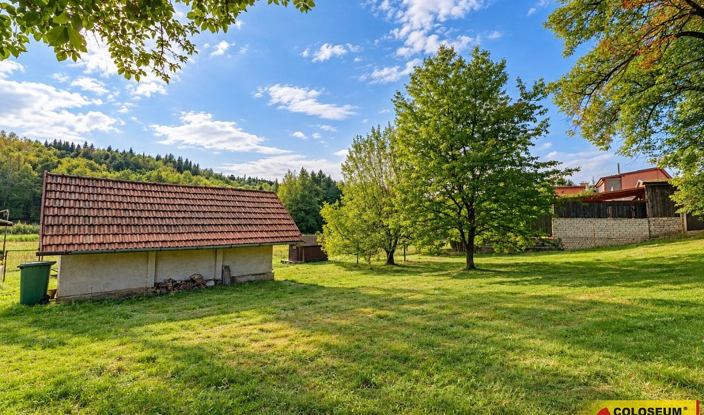 Prodej stavebního pozemku 2 012 m², Hostěnice – náhled fotky 4