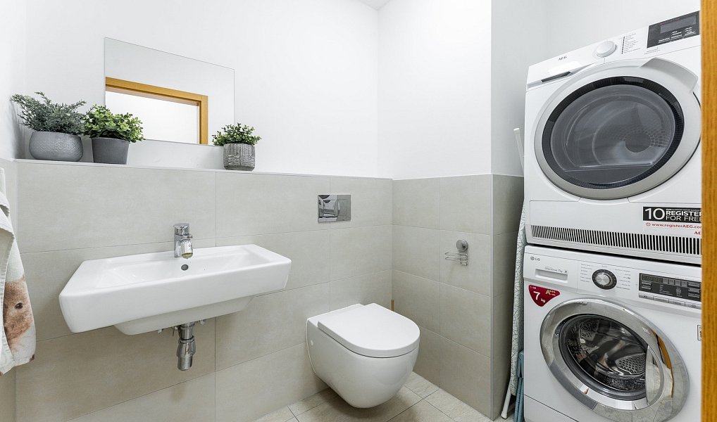 Prodej bytu 3+kk 99 m², Praha – náhled fotky 17