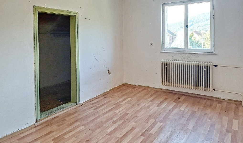 Prodej domu 200 m² s pozemkem 2 250 m², Třemešné – náhled fotky 9
