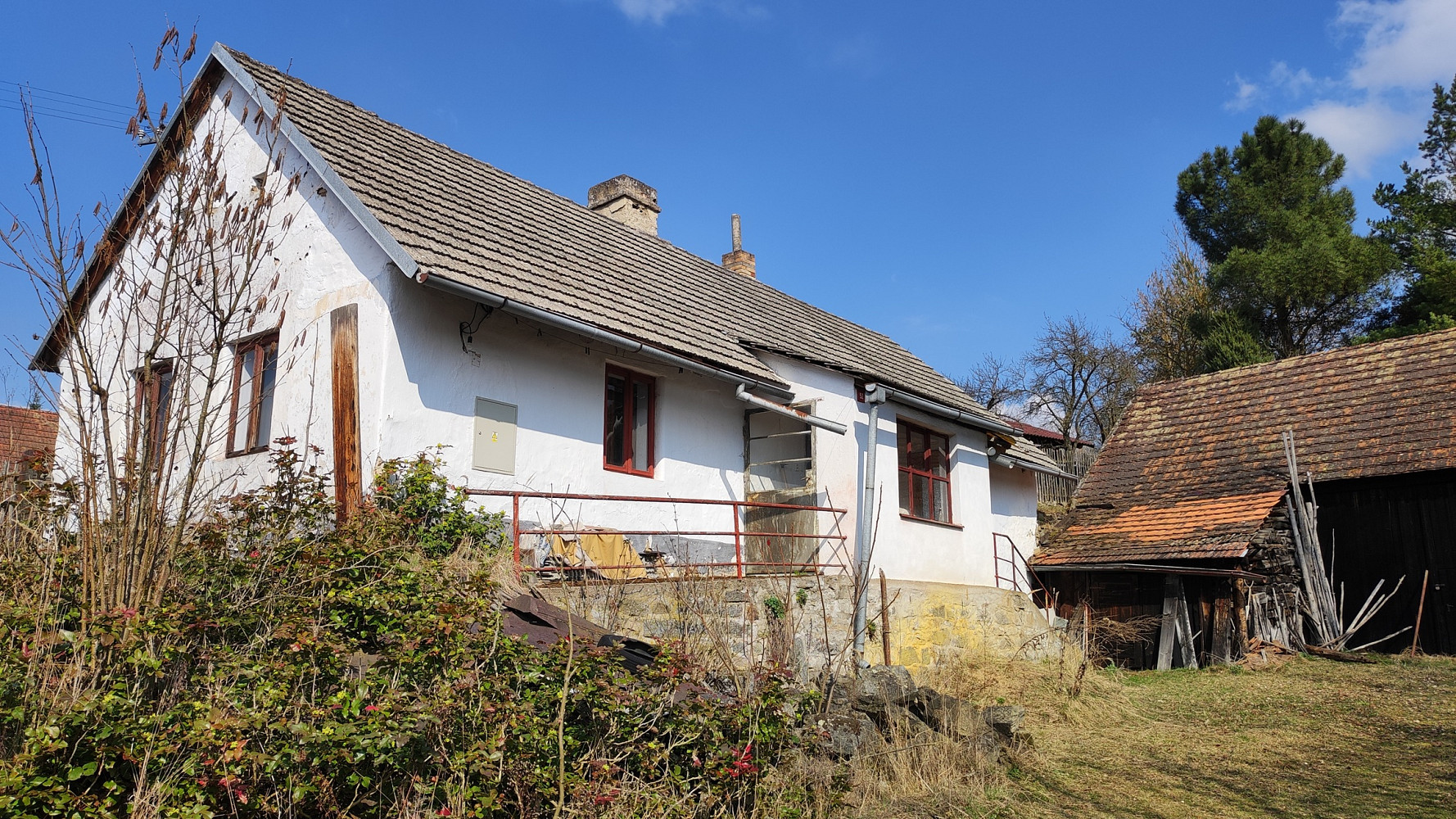 Prodej chalupy 70 m² s pozemkem 1 739 m² – fotografie 2