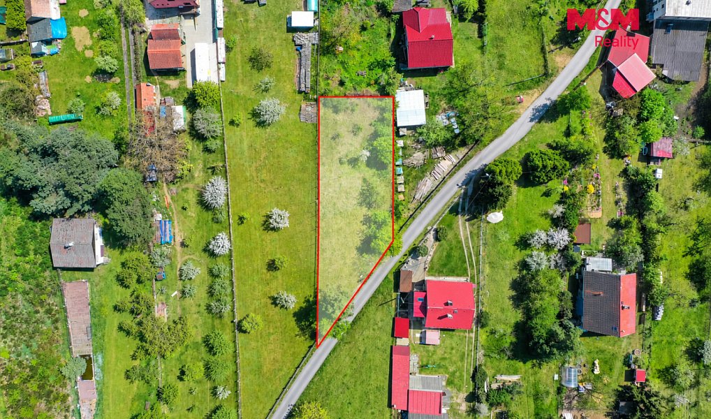Prodej stavebního pozemku 745 m², Kvášňovice – náhled fotky 11