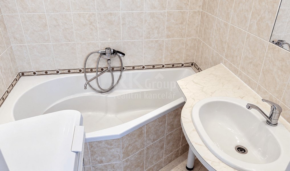 Pronájem bytu 4+1 80 m², Mariánské Lázně – náhled fotky 11
