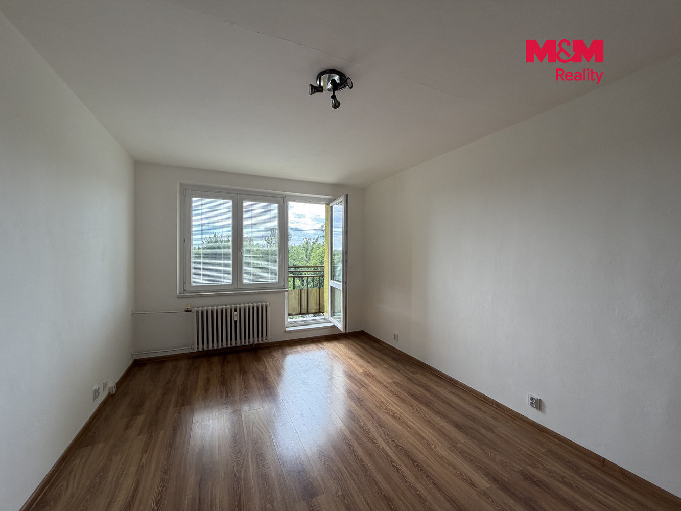 Pronájem bytu 1+kk 28 m² - Widok 2