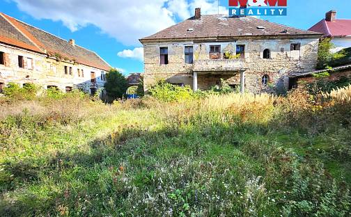 Prodej domu 480 m² s pozemkem 2 674 m², Dlouhá, Břvany, okres Louny