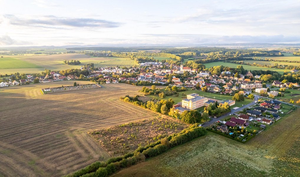 Prodej stavebního pozemku 6 666 m², Smidary – náhled fotky 7