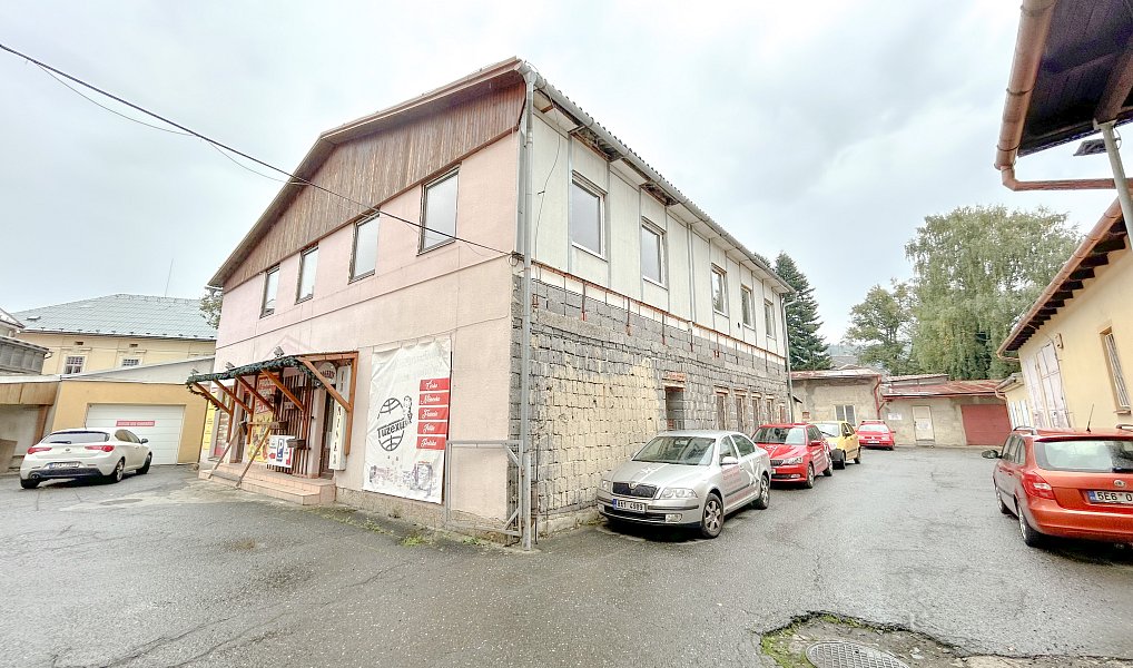 Pronájem obchodních prostor 310 m², Jeseník – náhled fotky 2