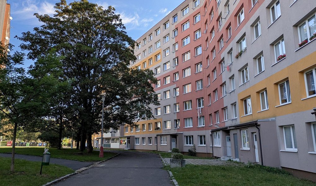Prodej obchodních prostor 39 m², Most – náhled fotky 2