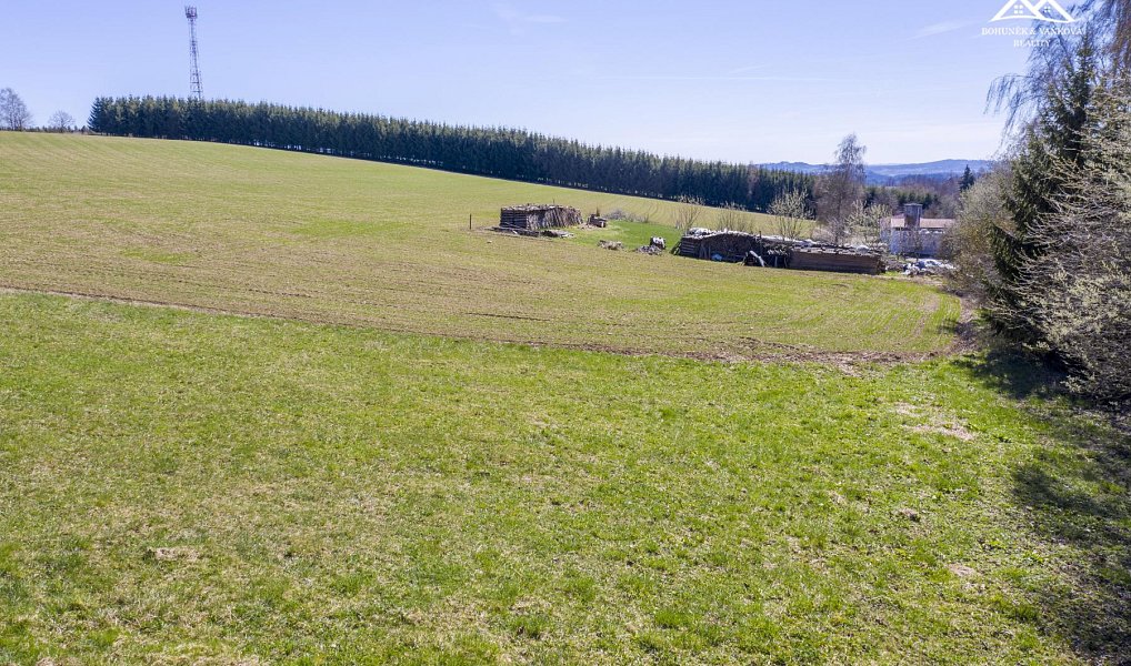 Prodej stavebního pozemku 1 817 m², Horní Krupá – náhled fotky 10