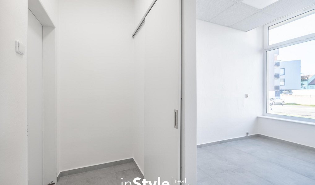 Prodej obchodních prostor 96 m², Uherské Hradiště – náhled fotky 11