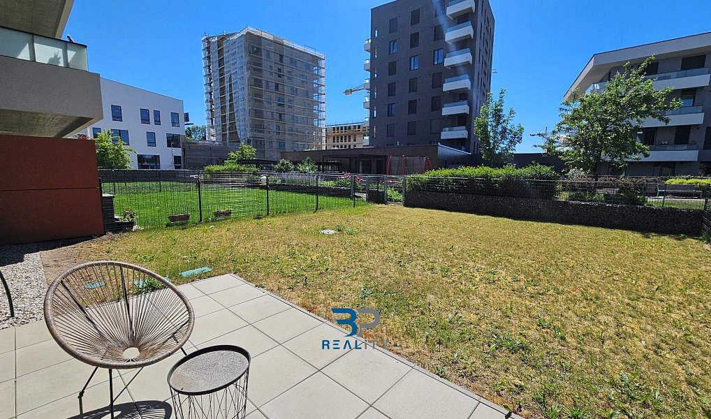 Pronájem bytu 1+kk 26 m², Praha – náhled fotky 6
