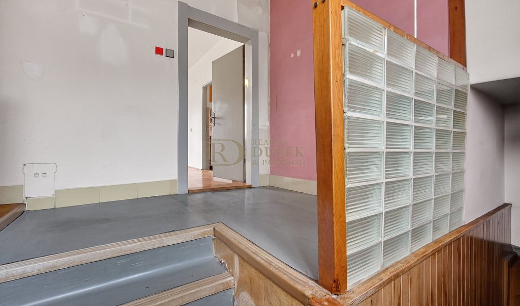 Prodej domu 165 m² s pozemkem 1 433 m², Náchod – náhled fotky 18