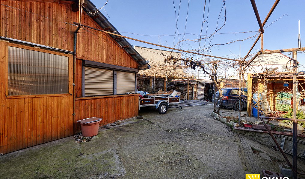Prodej domu 284 m² s pozemkem 755 m², Hrušky – náhled fotky 13