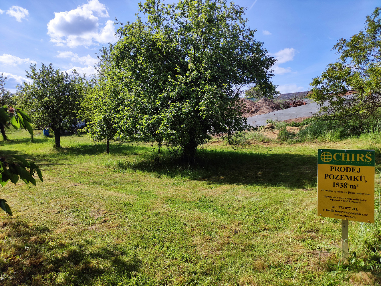 Prodej stavebního pozemku 1 538 m²