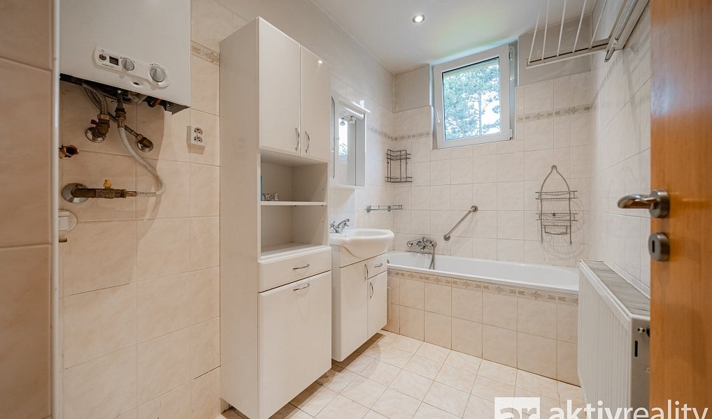 Prodej domu 186 m² s pozemkem 448 m², Mělník – náhled fotky 9