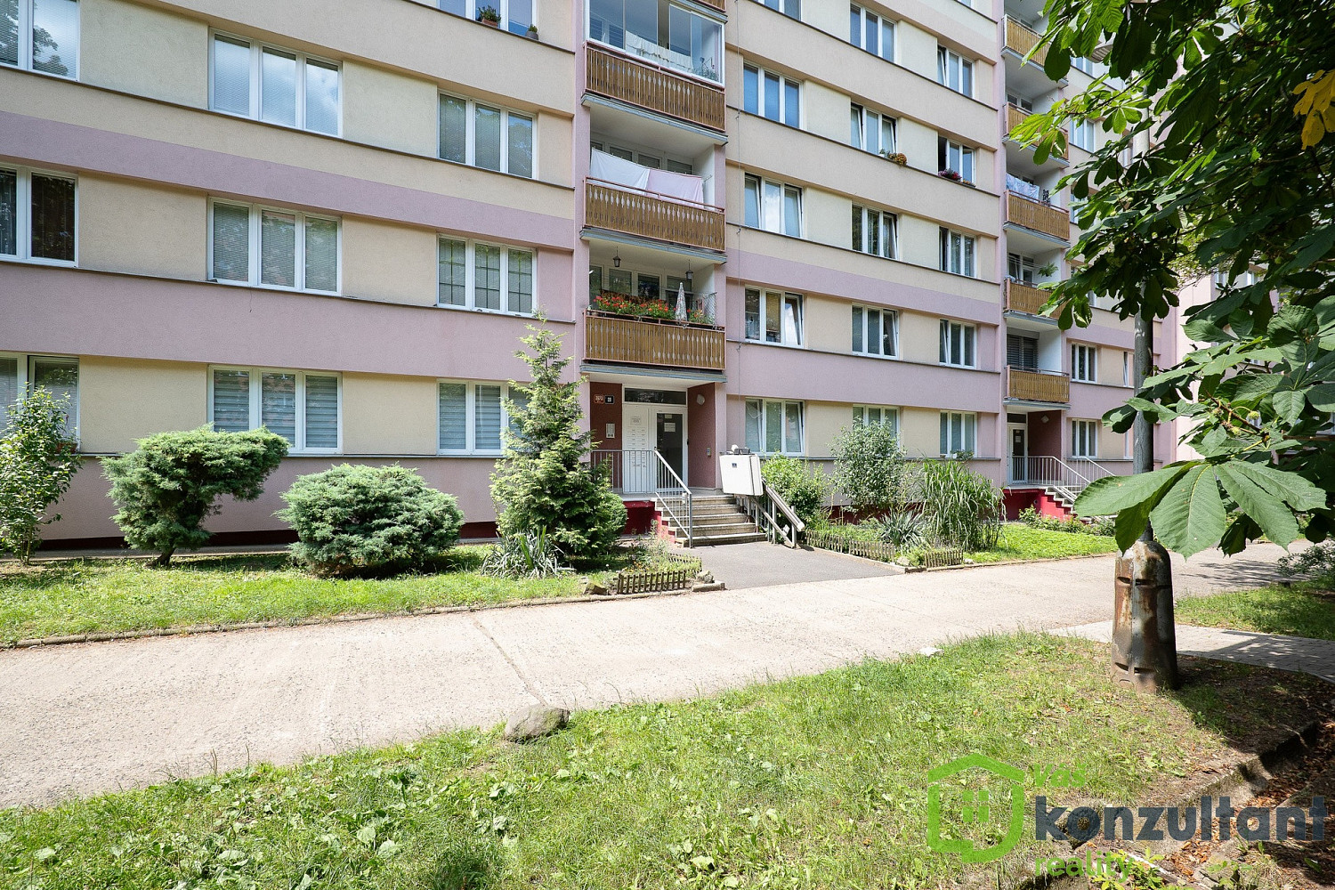 Prodej bytu 3+1 67 m² — photo 3