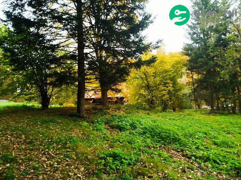 Prodej stavebního pozemku 2 020 m² – fotografie 4