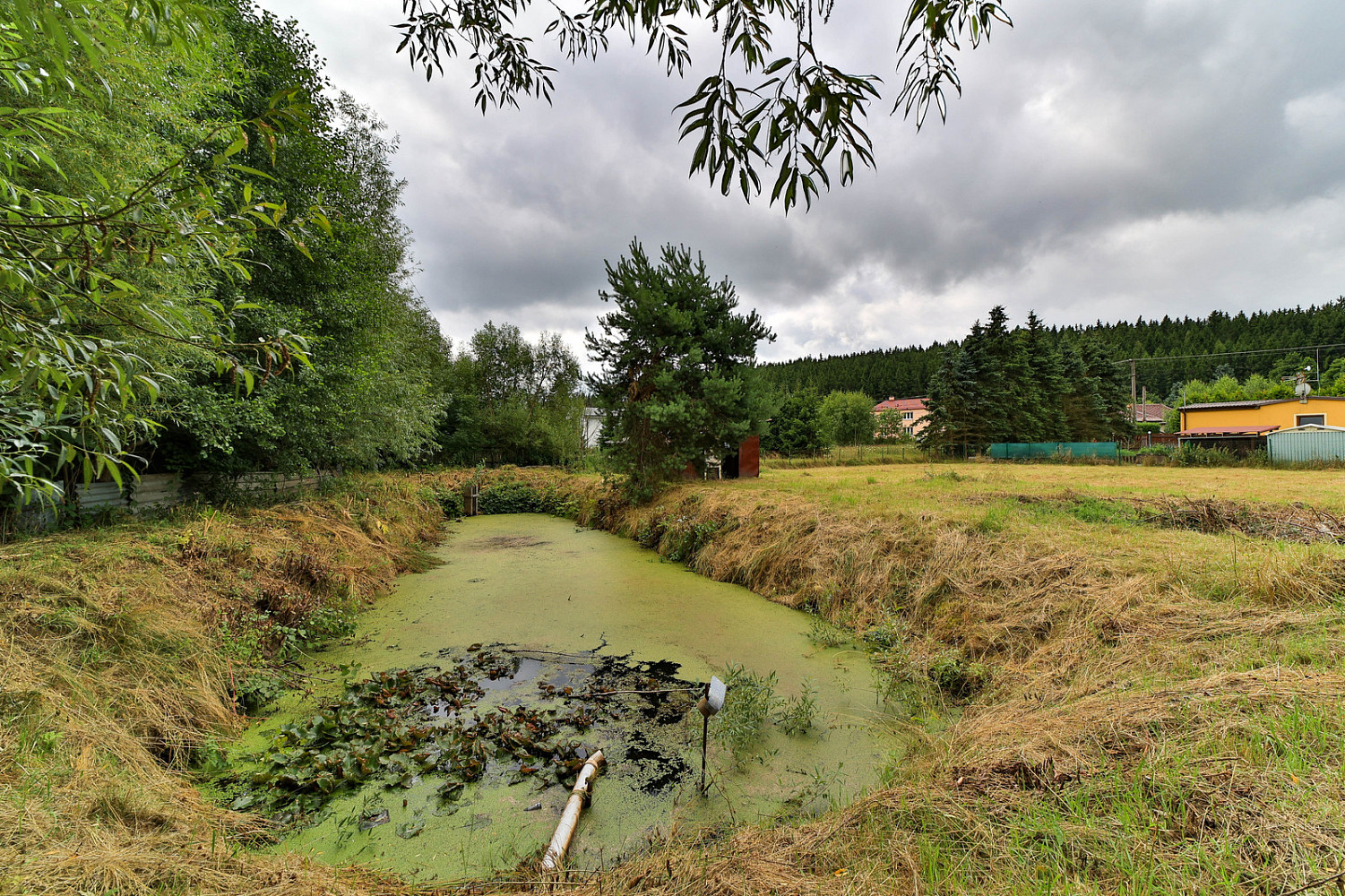 Prodej stavebního pozemku 1 570 m² – fotografie 4