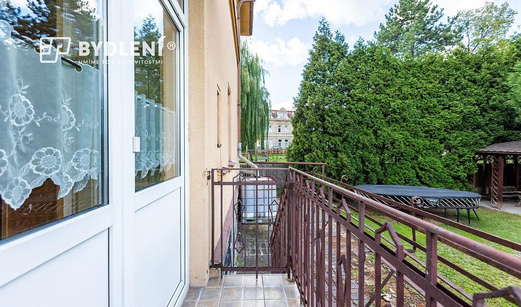 Prodej domu 360 m² s pozemkem 587 m², Novosedlice – náhled fotky 36