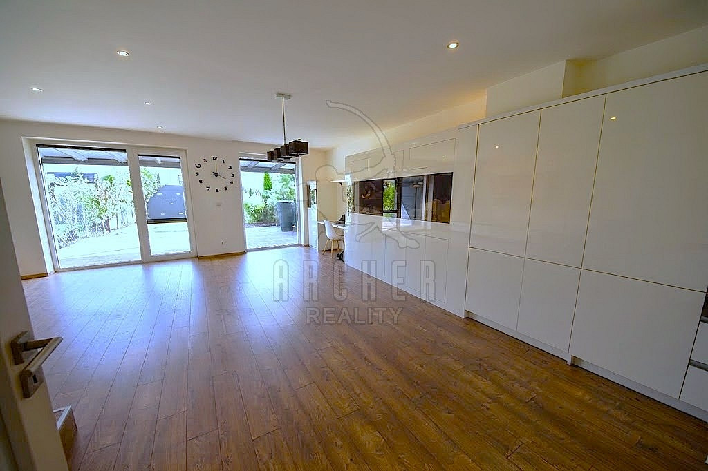 Prodej domu 135 m² s pozemkem 238 m² – fotografie 3