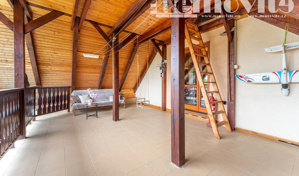 Prodej domu 163 m² s pozemkem 617 m², Chotusice – náhled fotky 19