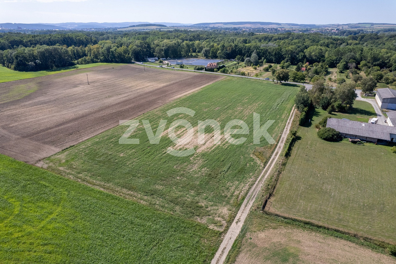 Prodej komerčního pozemku 12 000 m²