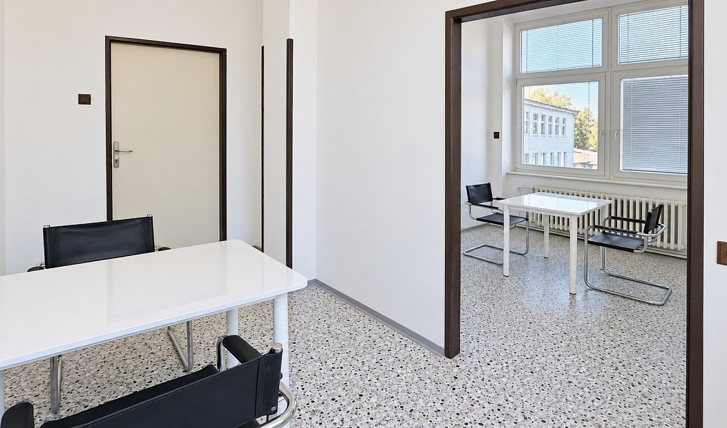 Pronájem komerčního prostoru, 18 m², Běchovice - Praha 21, Praha