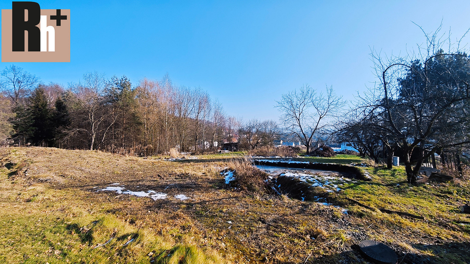 10 rooms, 984.0 m² in Ostrava