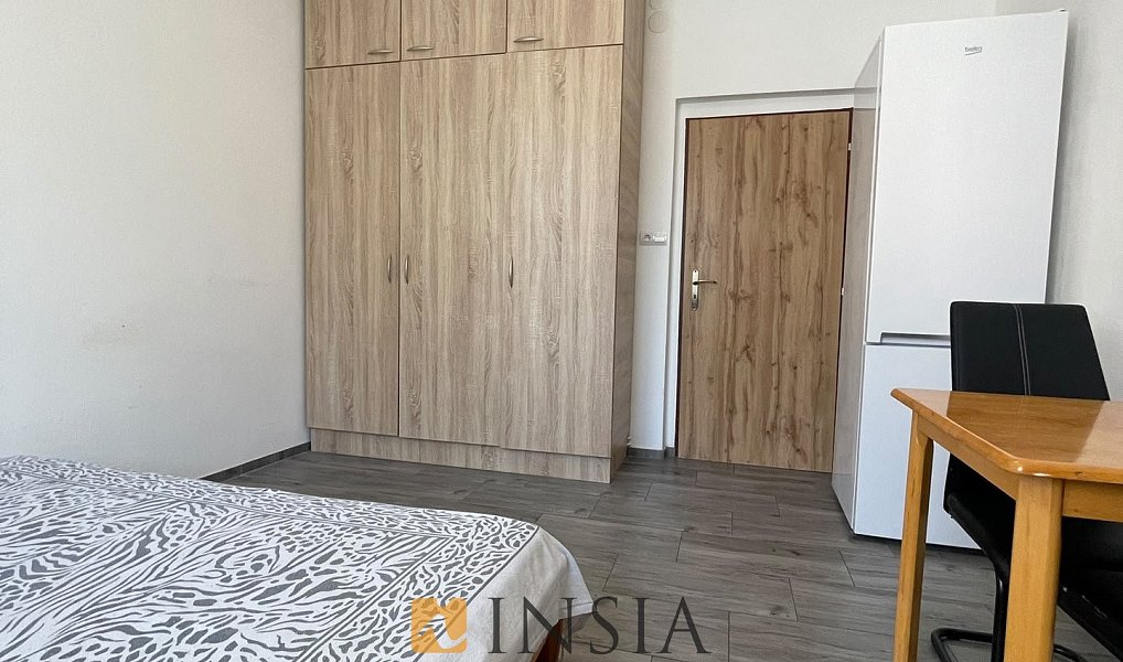 Prodej bytu 1+kk 20 m², Český Krumlov – náhled fotky 14