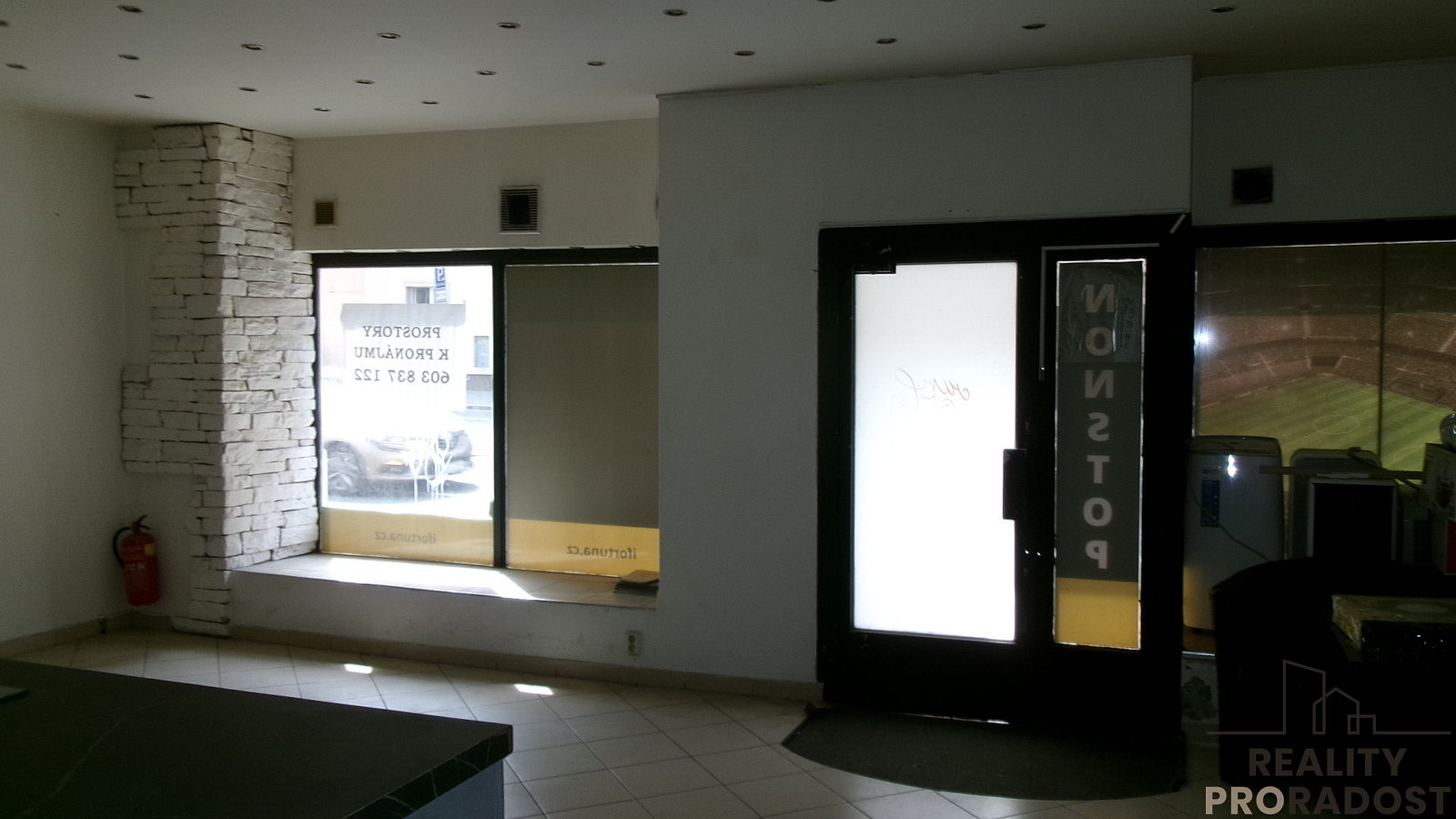 Pronájem obchodních prostor 80 m² — photo 5