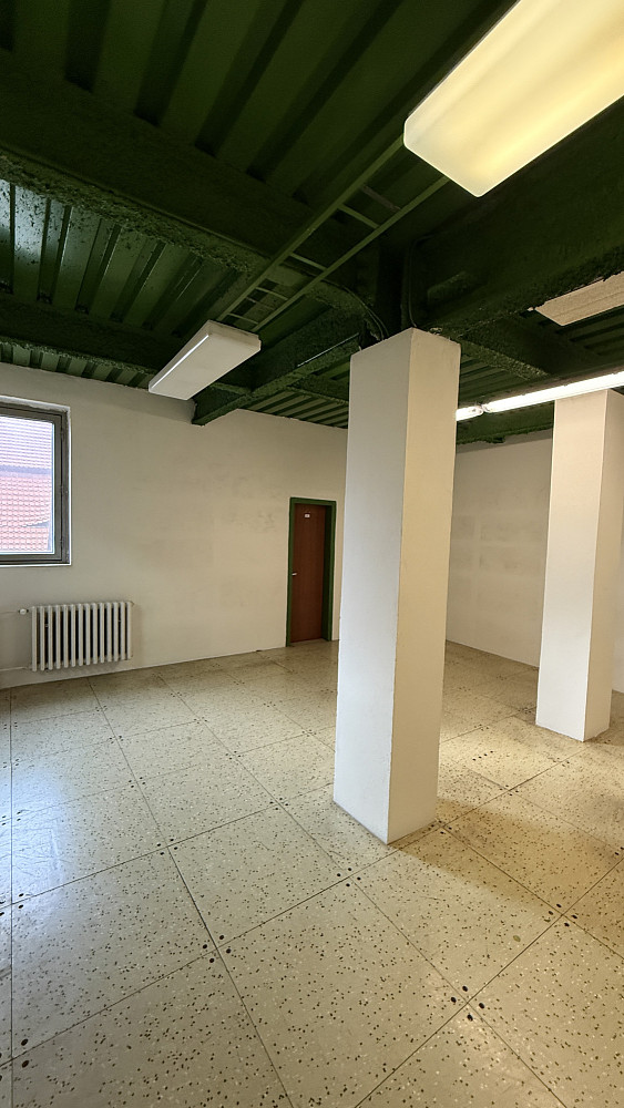 Pronájem kanceláře 127 m² – fotografie 3