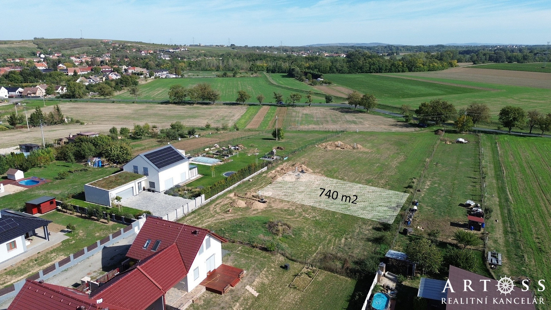 Prodej stavebního pozemku 740 m²