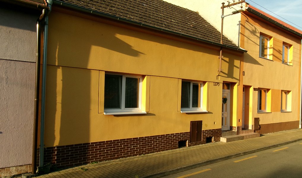Prodej domu 105 m² s pozemkem 303 m², Staré Město – náhled fotky 4