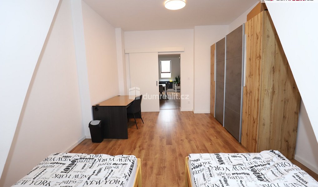 Prodej bytu 3+1 87 m², Cheb – náhled fotky 9