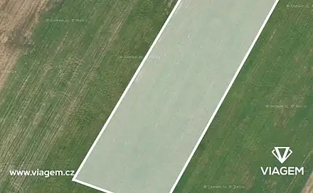 Prodej pole 2 294 m², Uhersko, okres Pardubice