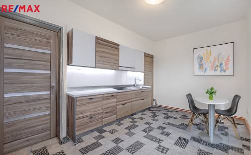 Prodej bytu 2+1 55 m², Třebíčská, Telč - Telč-Podolí, okres Jihlava