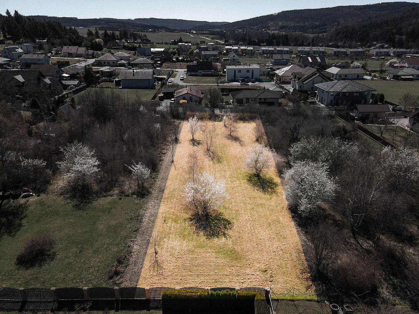Prodej stavebního pozemku 940 m² - Widok 4