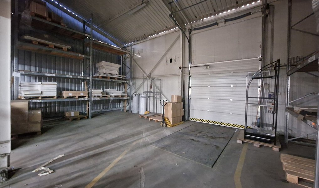 Pronájem skladovacích prostor 1 045 m², Králův Dvůr – náhled fotky 25