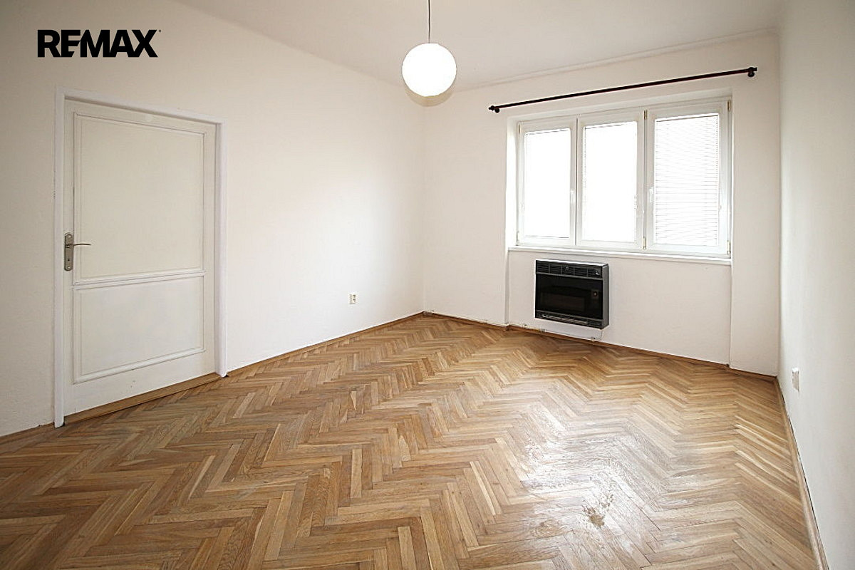 Pronájem bytu 2+1 64 m² — photo 2